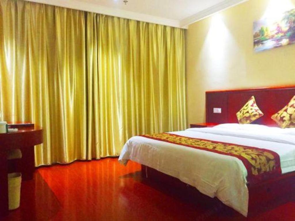 Greentree Inn Jiangsu Nantong Qidong Bus Station Express Hotel Hexingzhen Екстериор снимка
